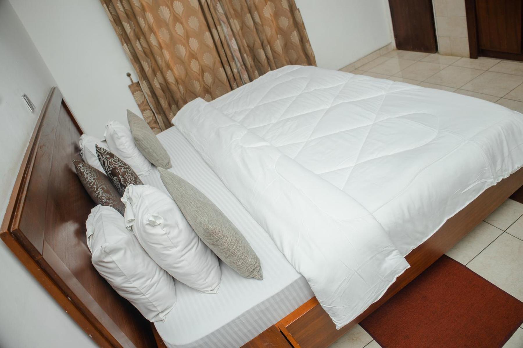 Stadium Hotel 쿠마시 외부 사진